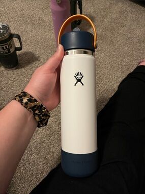 24 ounce Hydro flask, water bottle